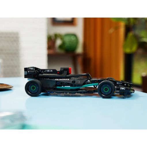 Εικόνα της LEGO Technic: Mercedes-AMG F1 W14 E Performance Pull-Back 42165
